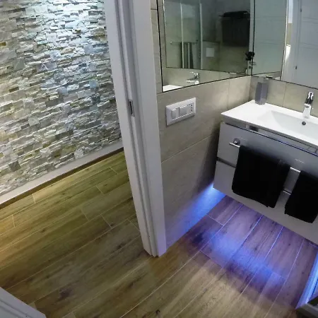 Apartment Poliziano Rom