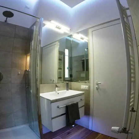 Apartment Poliziano *