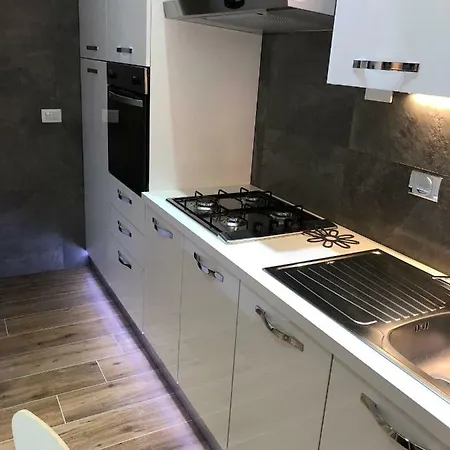 Poliziano * Ρώμη