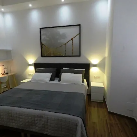 Poliziano * Ρώμη