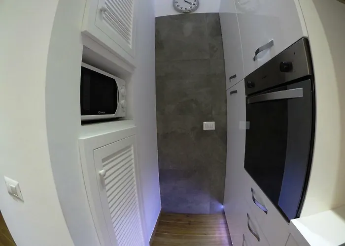 Poliziano Apartment *